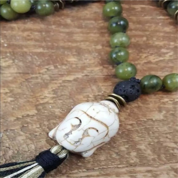 Jade and lava stone Buddha meditation mala - Picture 2 of 5